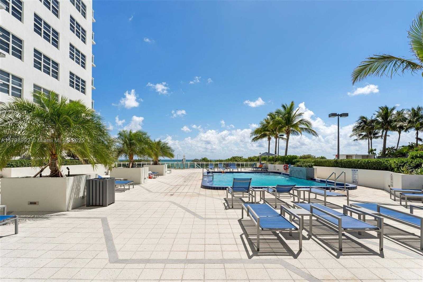 Small Image of 6917 COLLINS AVE #607, Miami Beach Number 22
