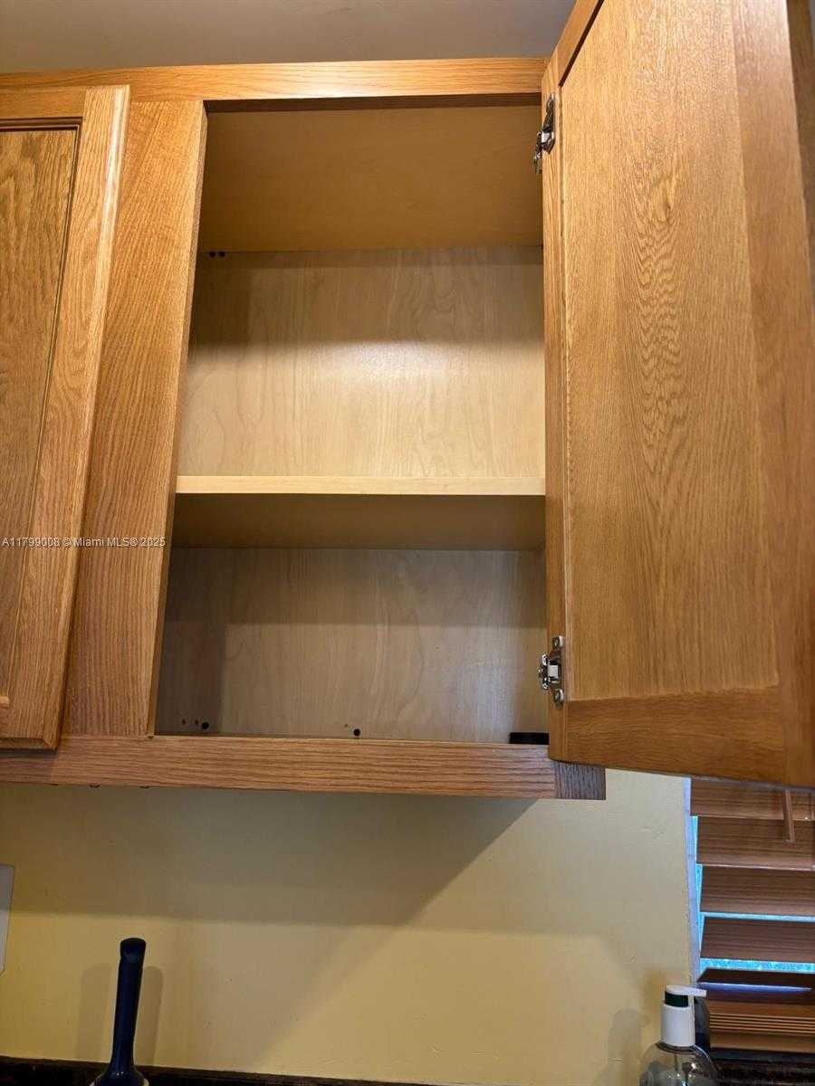 Small Image of 9420 SUNRISE LAKES BLVD #106, Sunrise Number 12