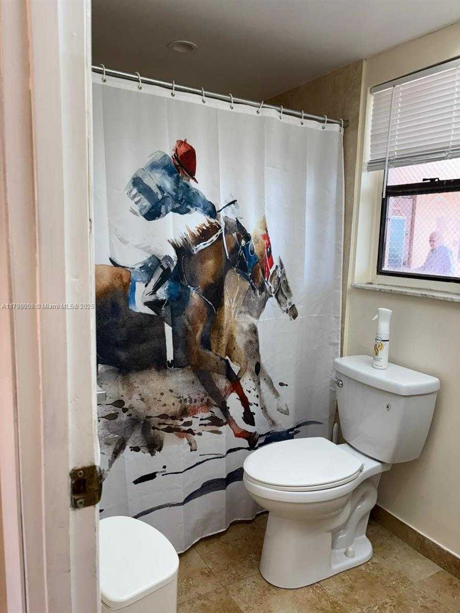 Small Image of 9420 SUNRISE LAKES BLVD #106, Sunrise Number 18