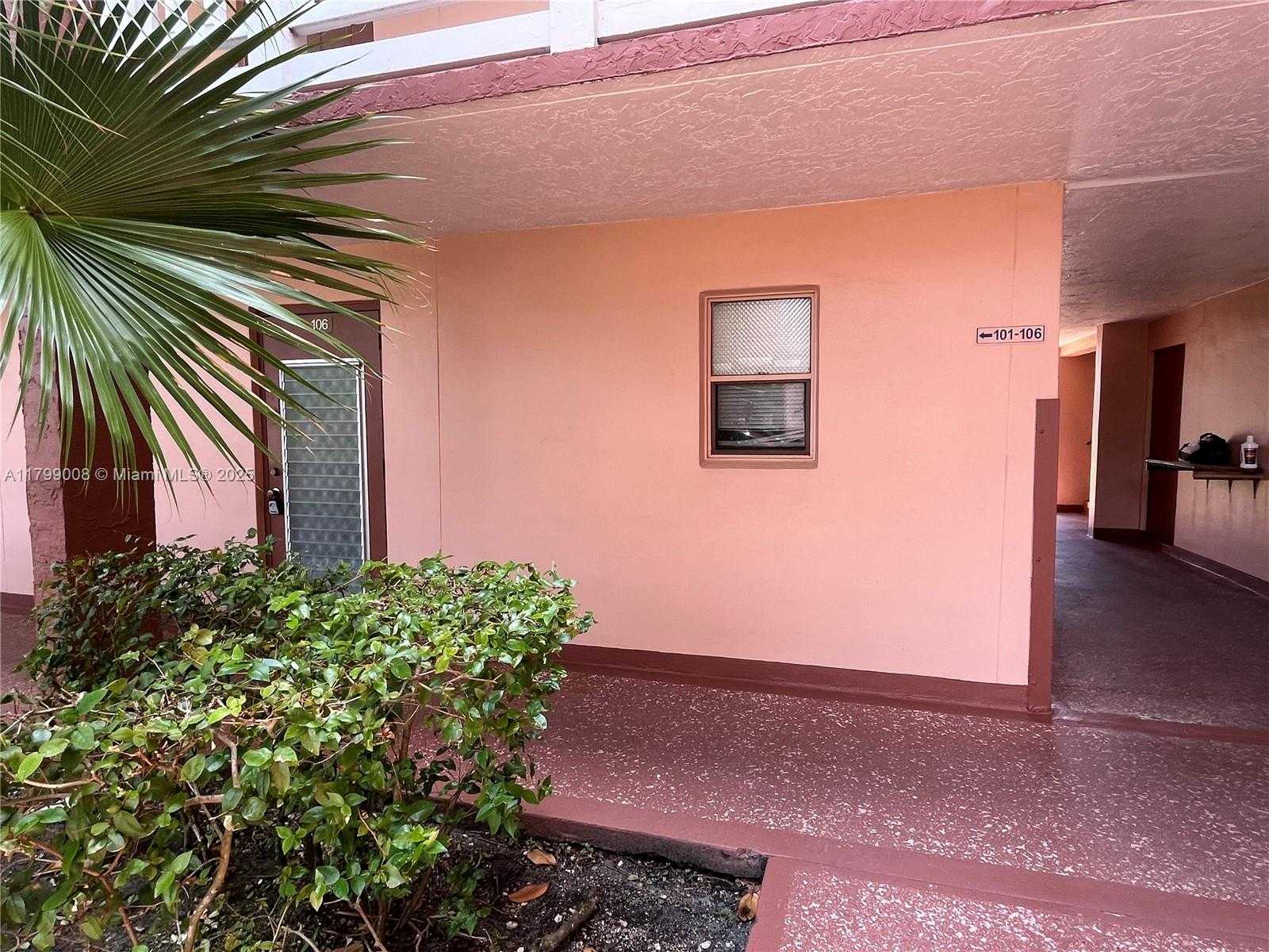 Small Image of 9420 SUNRISE LAKES BLVD #106, Sunrise Number 2