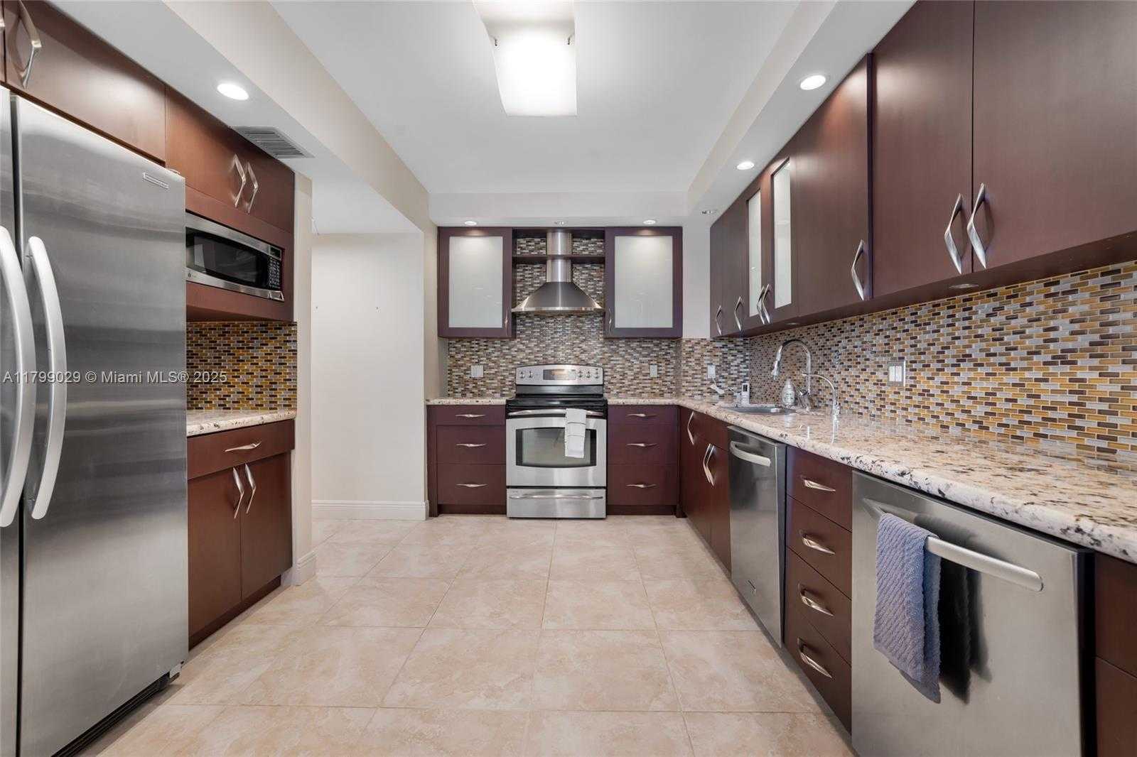 Small Image of 9801 COLLINS AVE #5S, Bal Harbour Number 13
