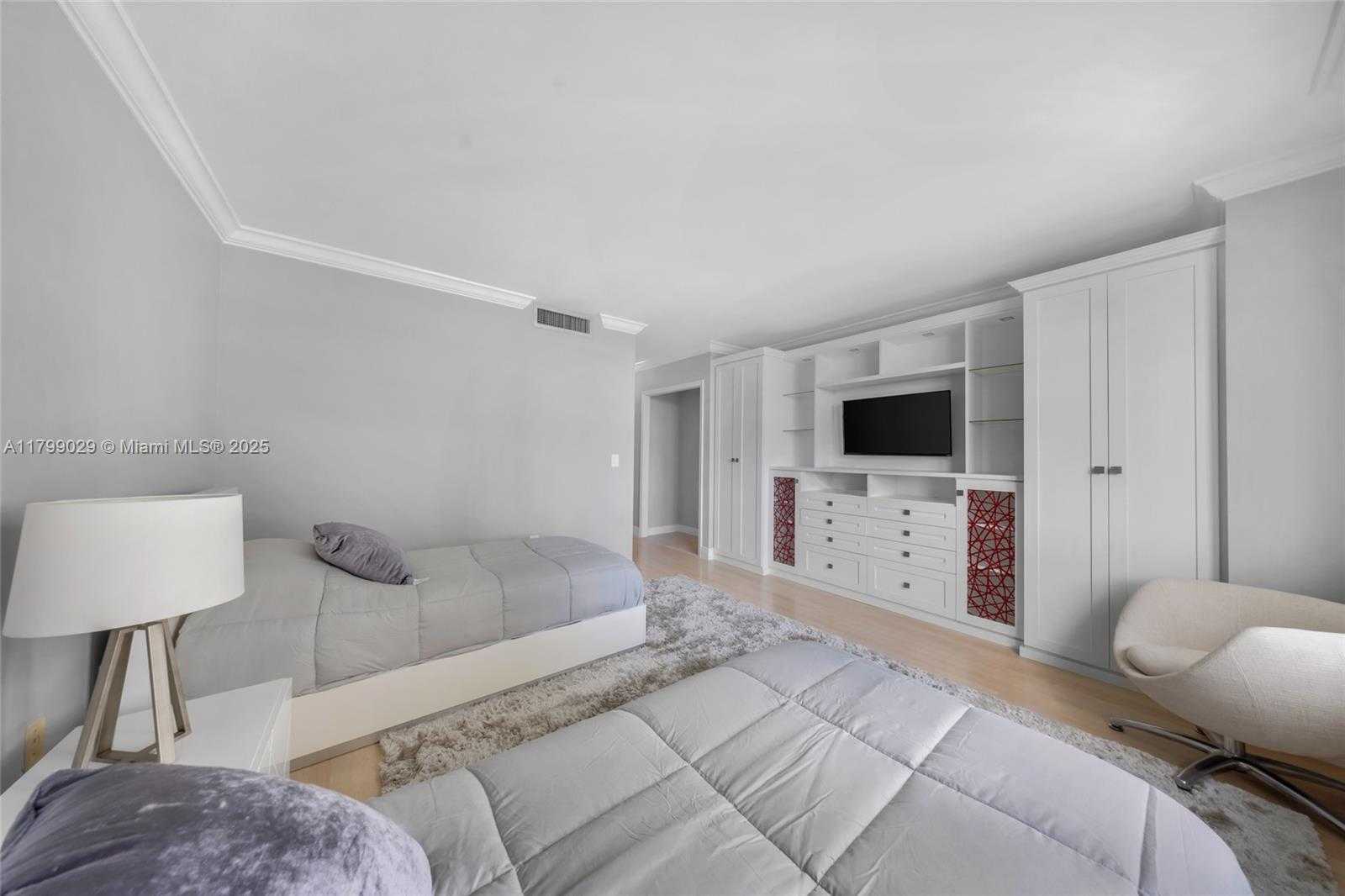Small Image of 9801 COLLINS AVE #5S, Bal Harbour Number 20
