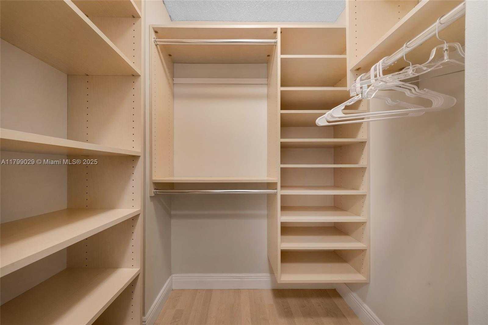 Small Image of 9801 COLLINS AVE #5S, Bal Harbour Number 22