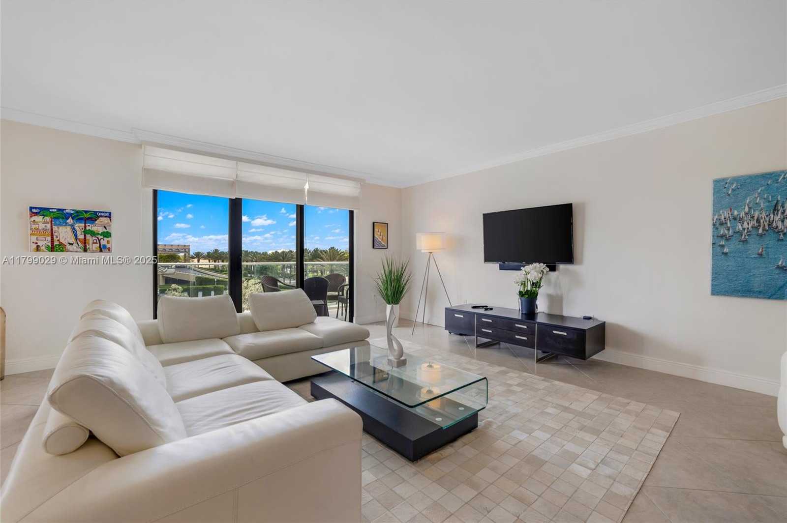 Small Image of 9801 COLLINS AVE #5S, Bal Harbour Number 4