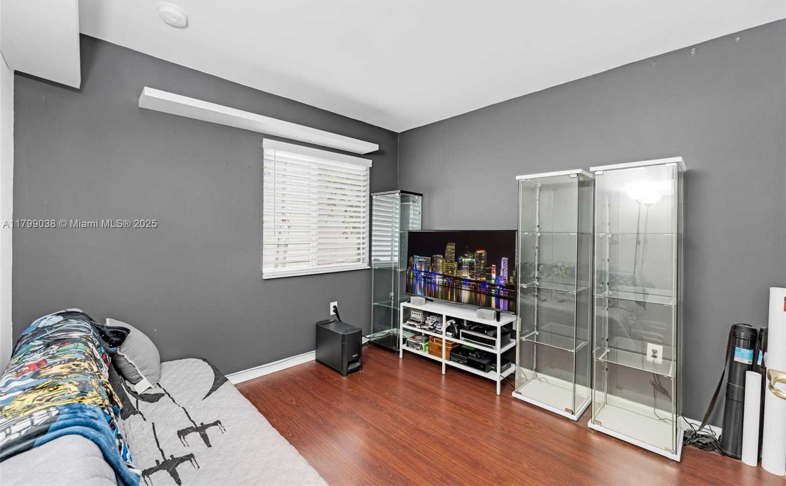 Small Image of 14157 SOUTH WEST 120TH CT #4-13, Miami Number 19