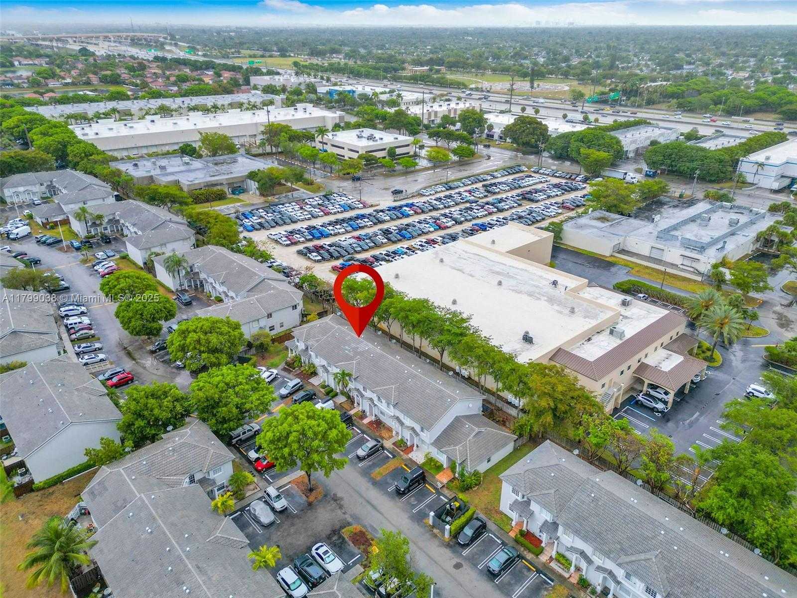 Small Image of 14157 SOUTH WEST 120TH CT #4-13, Miami Number 25