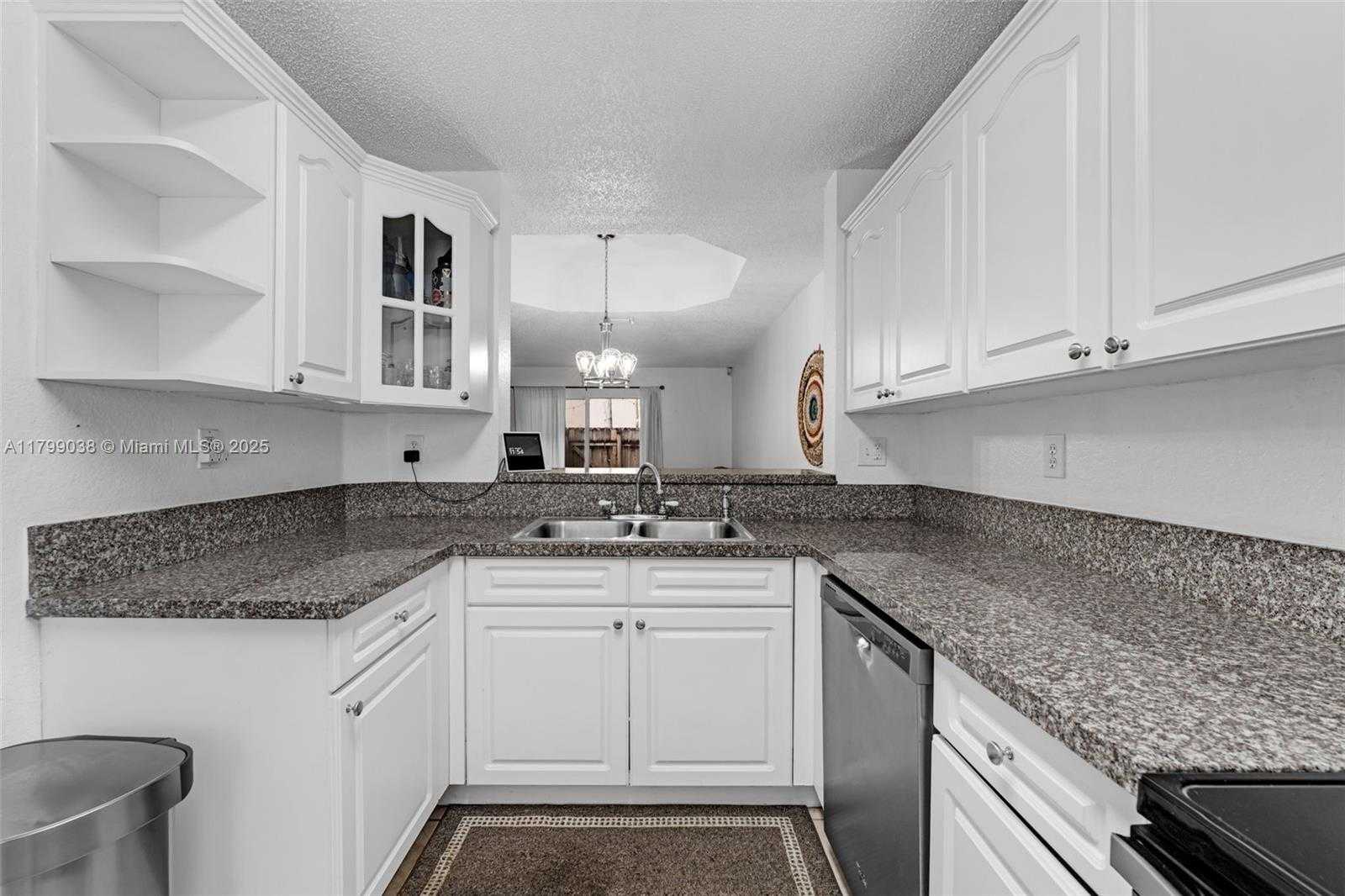 Small Image of 14157 SOUTH WEST 120TH CT #4-13, Miami Number 6
