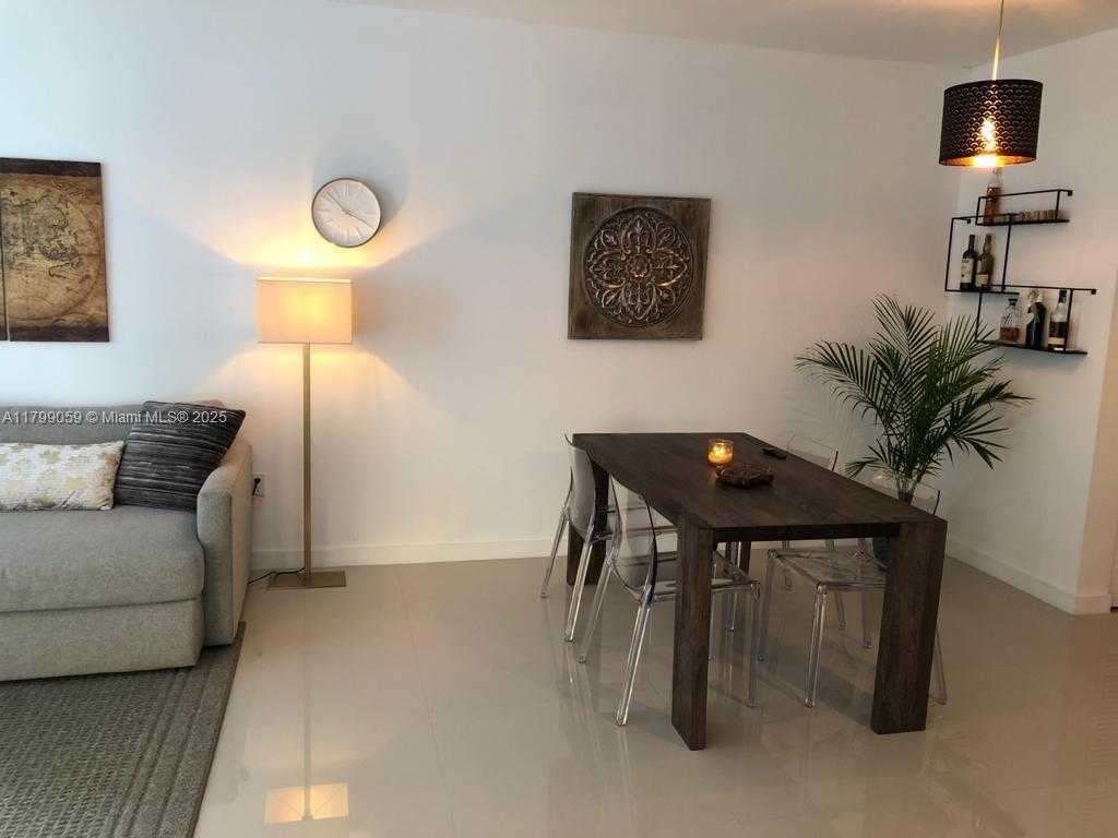 Small Image of 488 NORTH EAST 18TH ST #2802, Miami Number 4