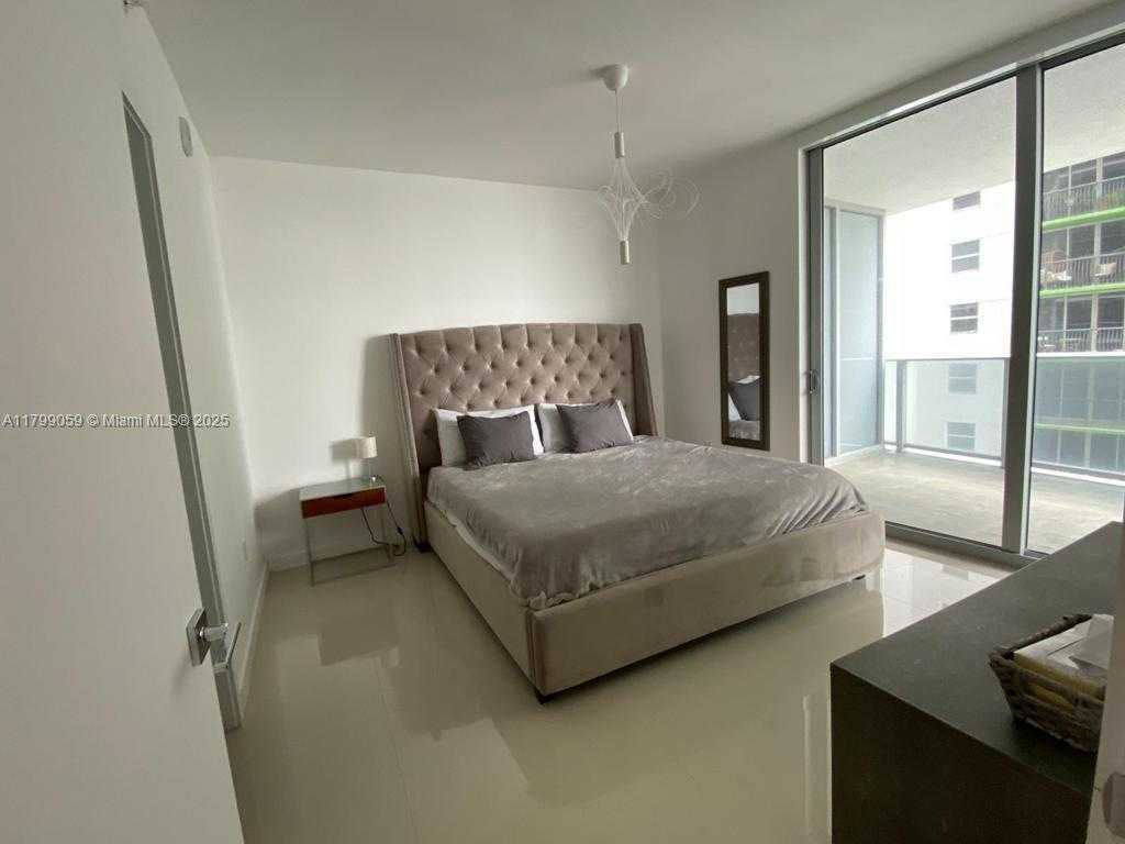 Small Image of 488 NORTH EAST 18TH ST #2802, Miami Number 5
