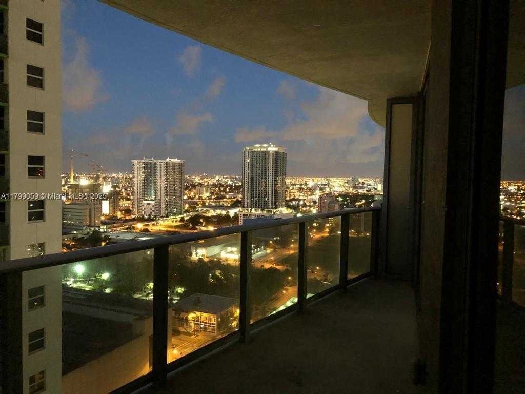 Small Image of 488 NORTH EAST 18TH ST #2802, Miami Number 8