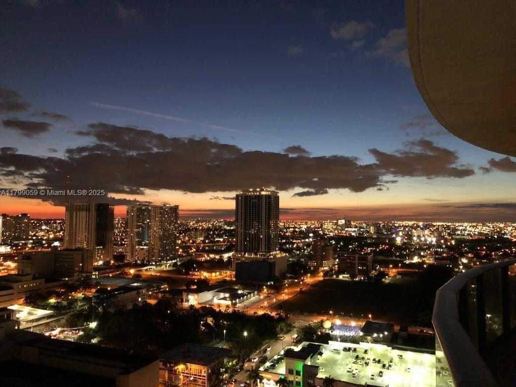 Small Image of 488 NORTH EAST 18TH ST #2802, Miami Number 9