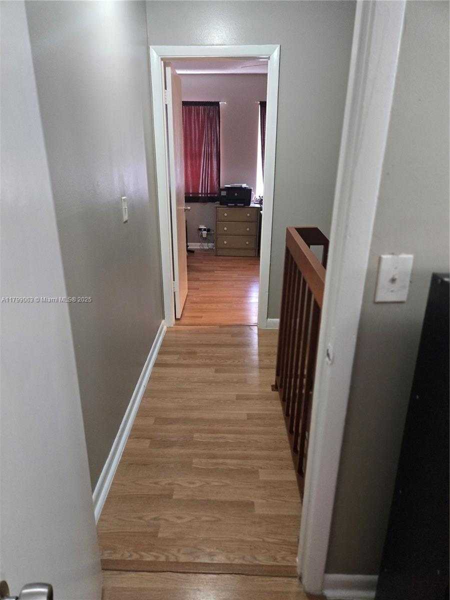 Small Image of 7904 SOUTH WEST 8TH ST, North Lauderdale Number 14