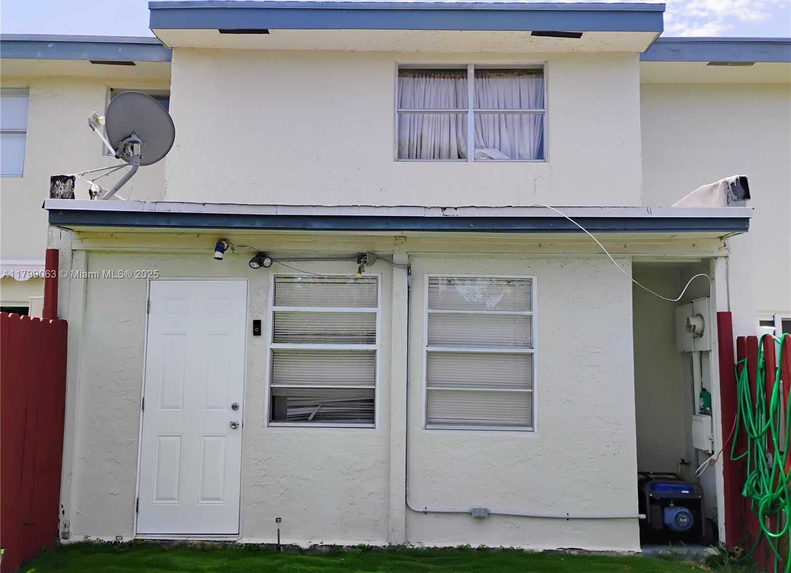 Small Image of 7904 SOUTH WEST 8TH ST, North Lauderdale Number 19