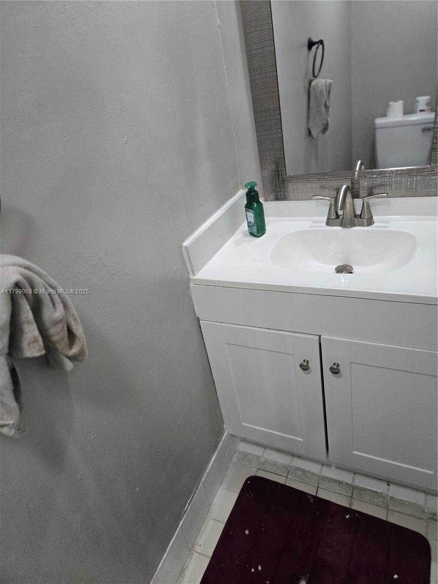 Small Image of 7904 SOUTH WEST 8TH ST, North Lauderdale Number 9