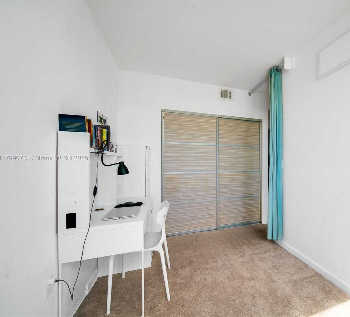 Small Image of 5825 COLLINS AVE #10G, Miami Beach Number 39