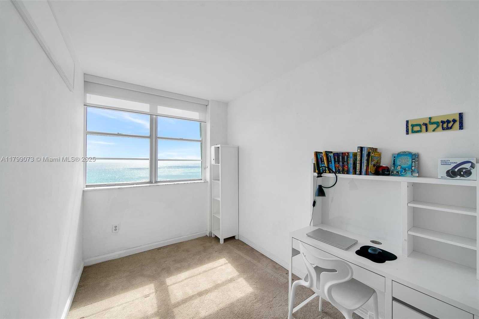 Small Image of 5825 COLLINS AVE #10G, Miami Beach Number 42