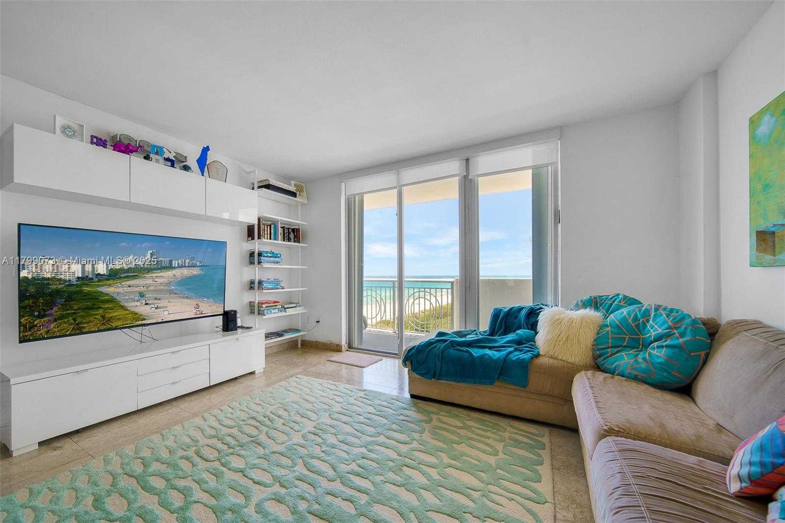 Small Image of 5825 COLLINS AVE #10G, Miami Beach Number 7