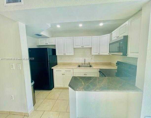 Small Image of 3672 SOUTH WEST 59TH AVE #7, Davie Number 11
