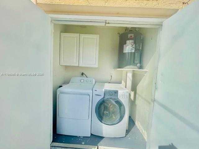 Small Image of 3672 SOUTH WEST 59TH AVE #7, Davie Number 17