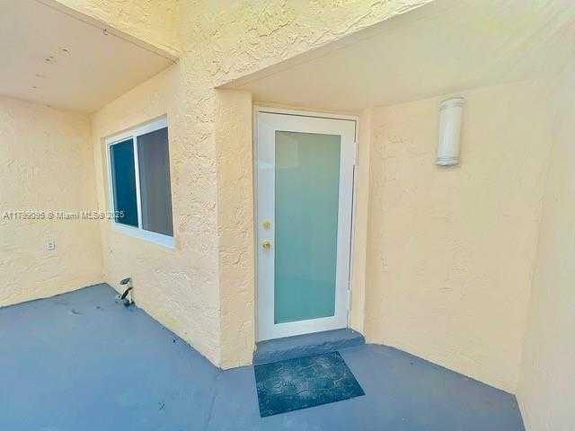 Small Image of 3672 SOUTH WEST 59TH AVE #7, Davie Number 6