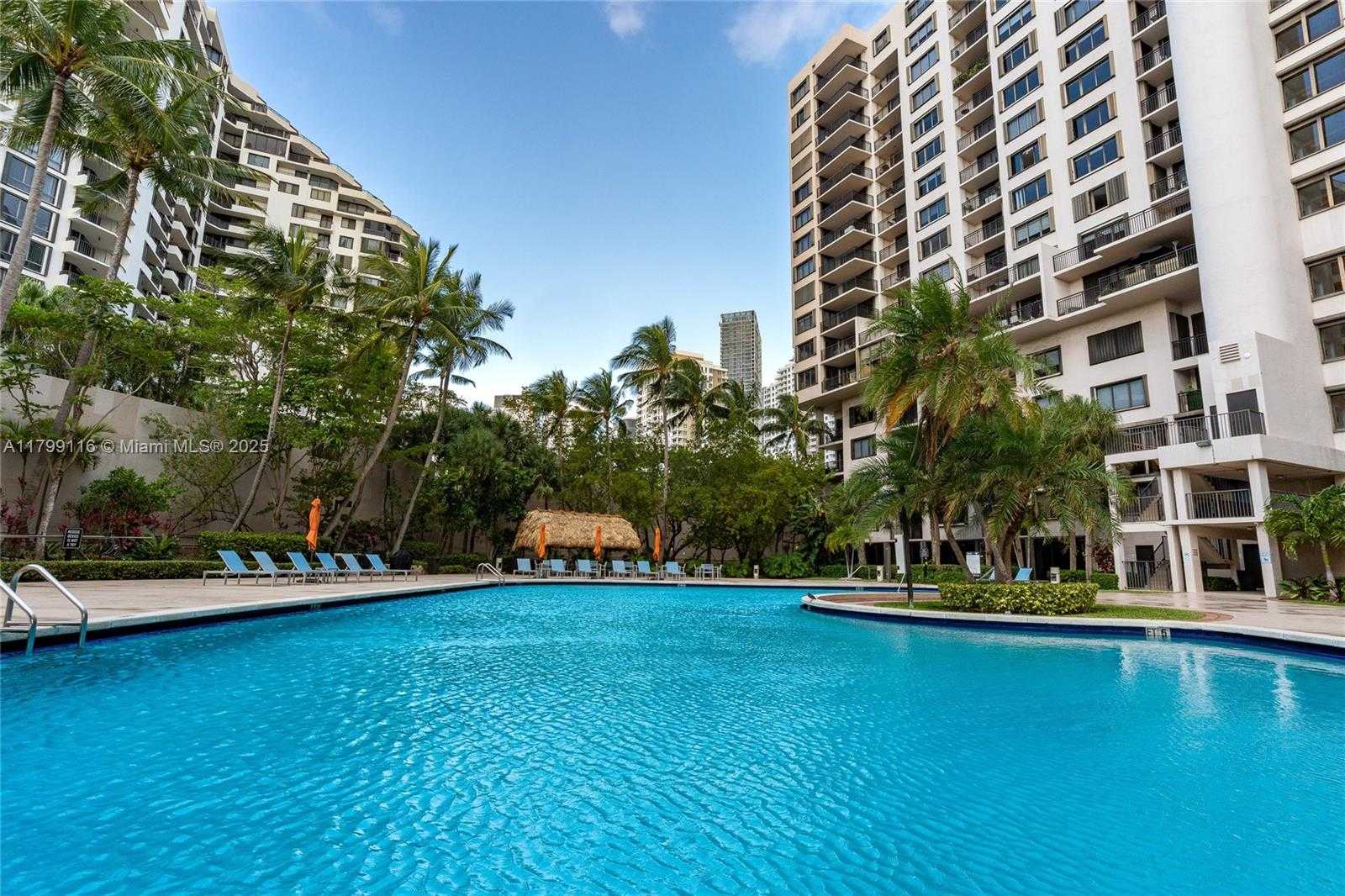 Small Image of 540 BRICKELL KEY DR #202, Miami Number 11