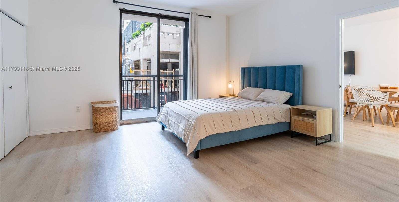 Small Image of 540 BRICKELL KEY DR #202, Miami Number 13