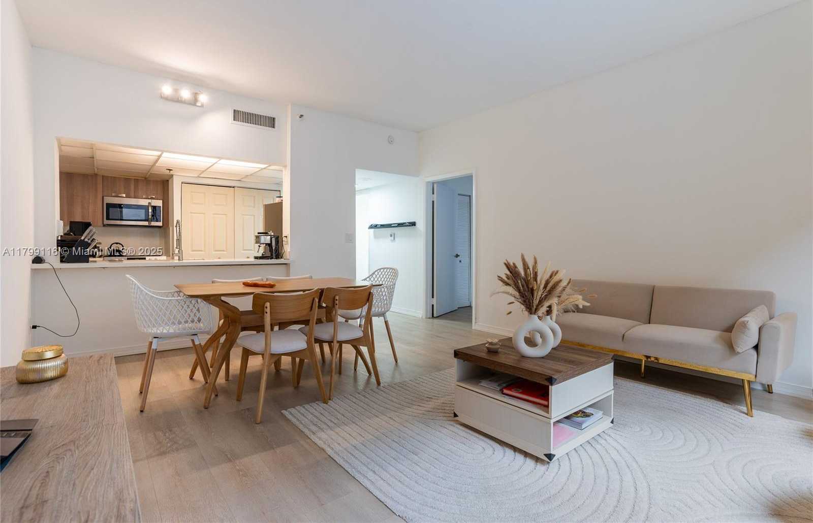 Small Image of 540 BRICKELL KEY DR #202, Miami Number 17