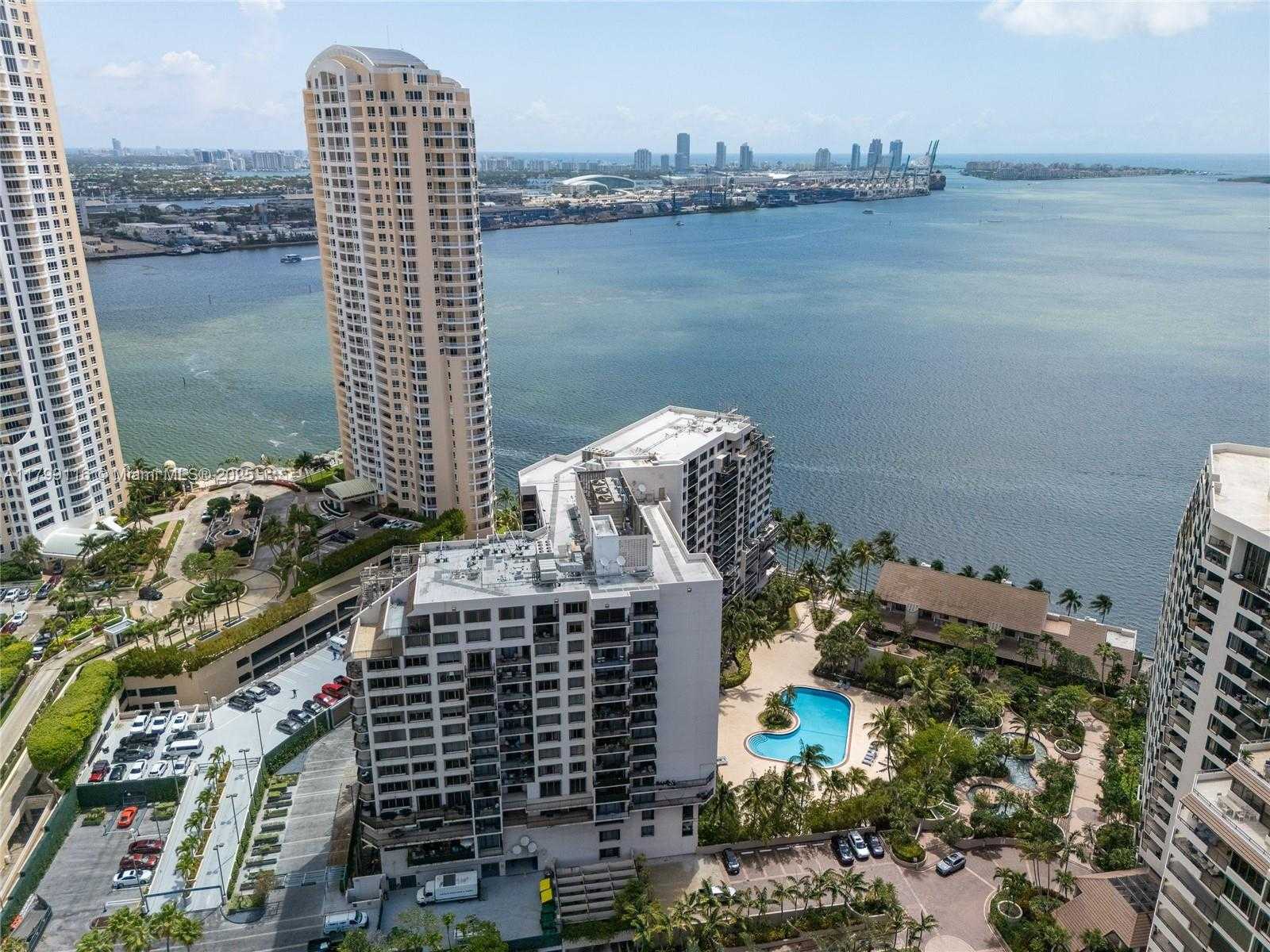 Small Image of 540 BRICKELL KEY DR #202, Miami Number 26