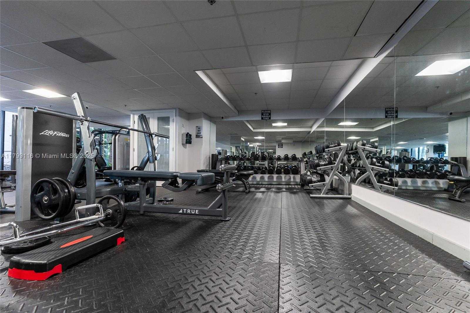 Small Image of 540 BRICKELL KEY DR #202, Miami Number 39