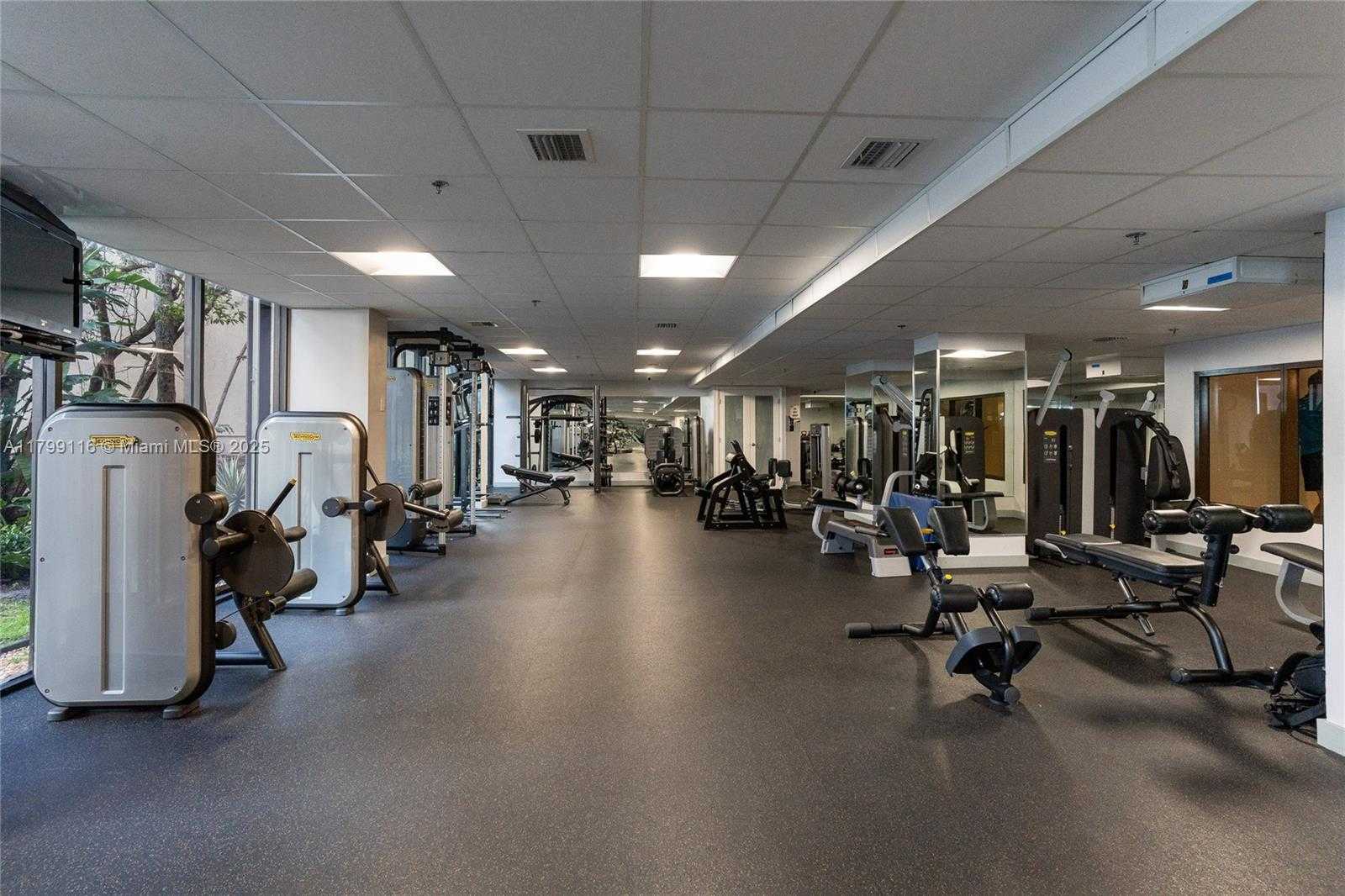 Small Image of 540 BRICKELL KEY DR #202, Miami Number 5