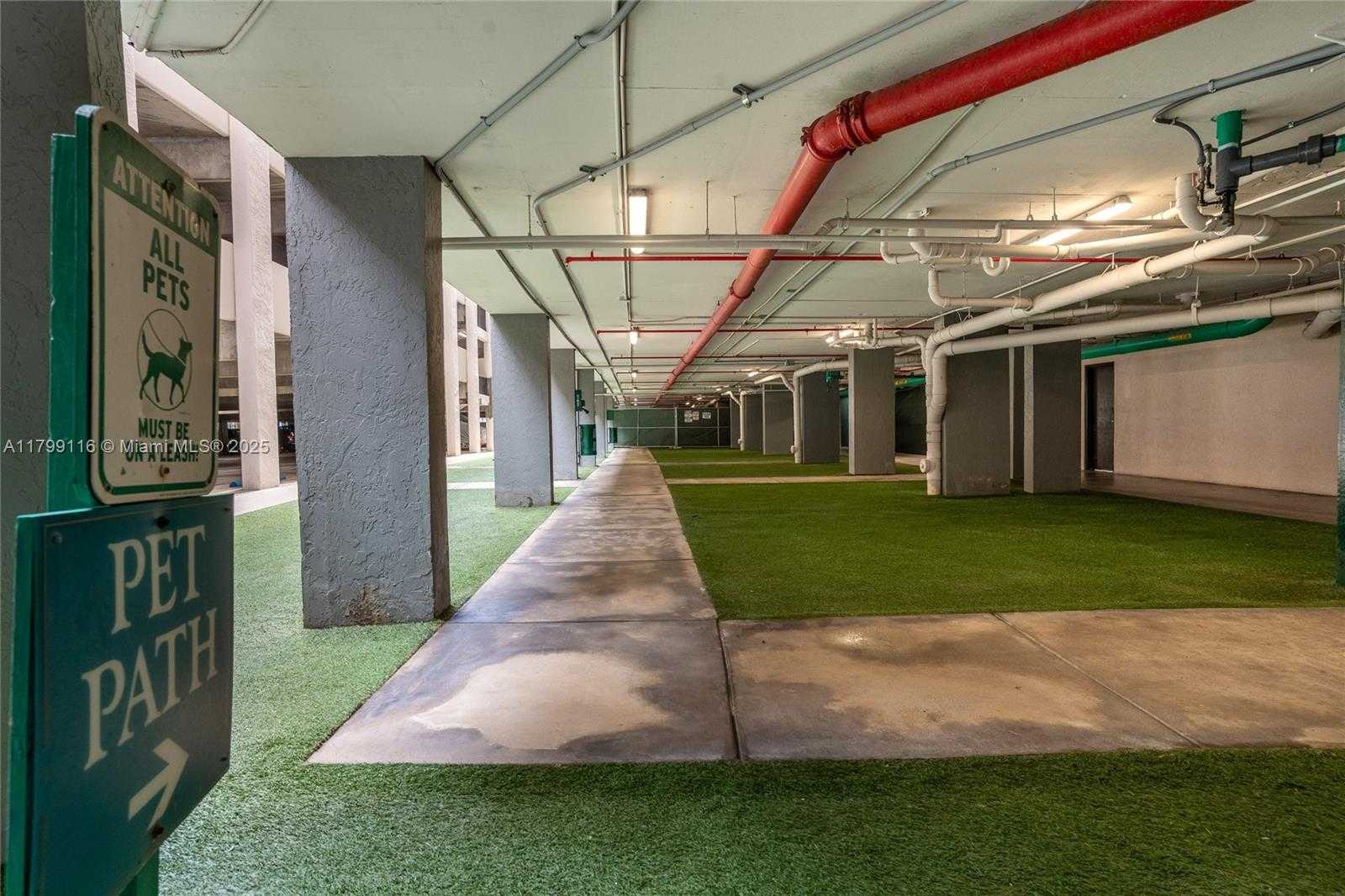Small Image of 540 BRICKELL KEY DR #202, Miami Number 8