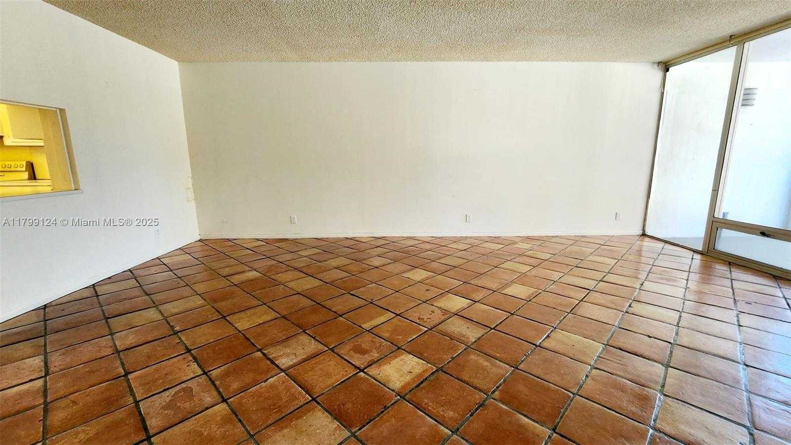 Small Image of 2200 NORTH EAST 33RD AVE #2J, Fort Lauderdale Number 21