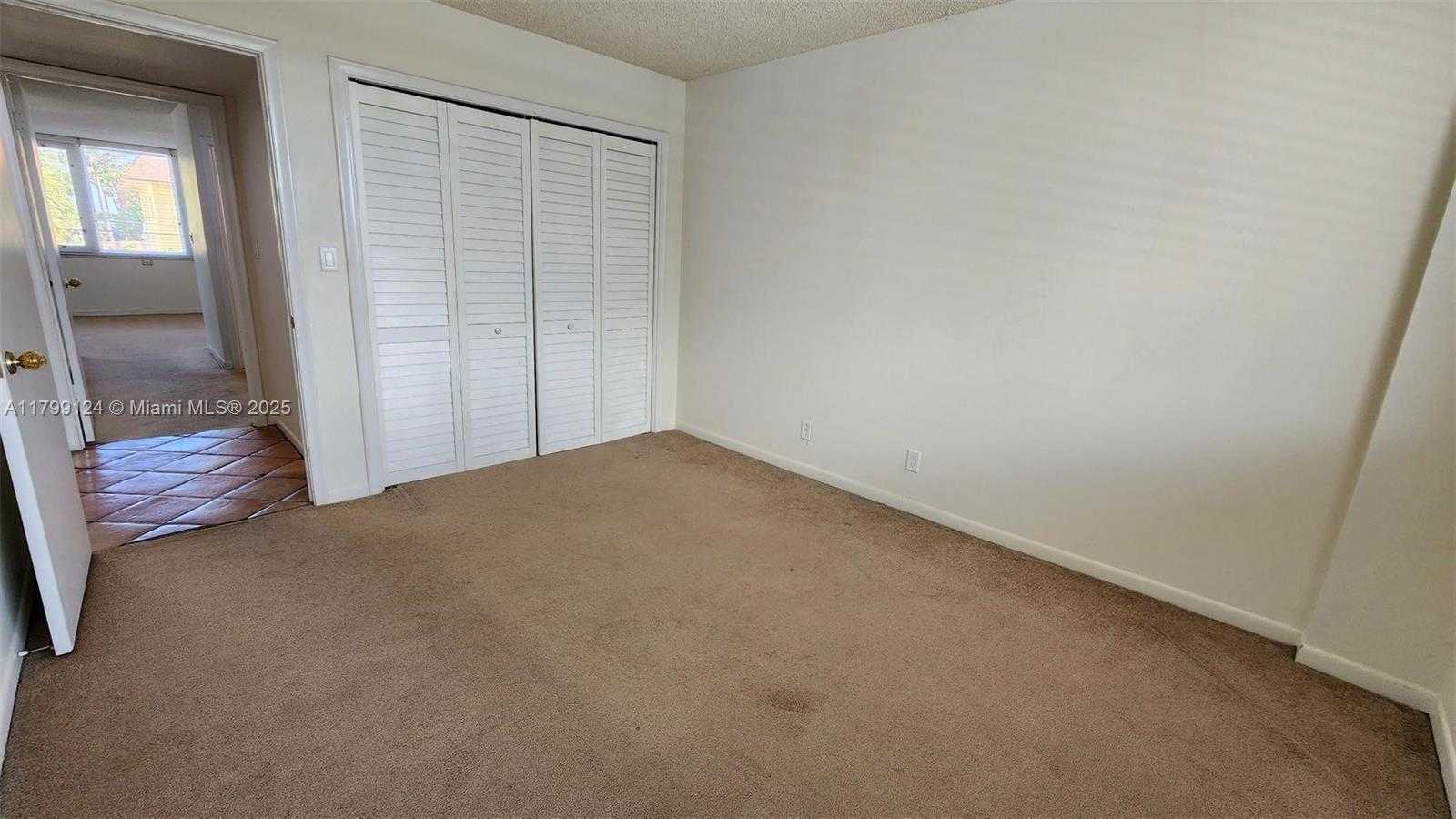 Small Image of 2200 NORTH EAST 33RD AVE #2J, Fort Lauderdale Number 27