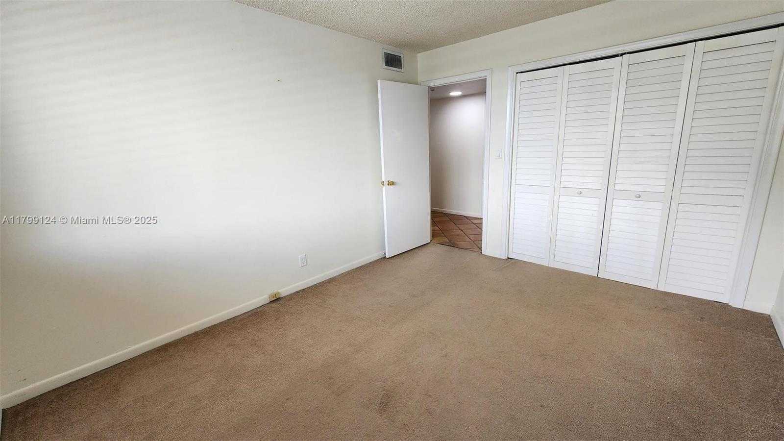 Small Image of 2200 NORTH EAST 33RD AVE #2J, Fort Lauderdale Number 28