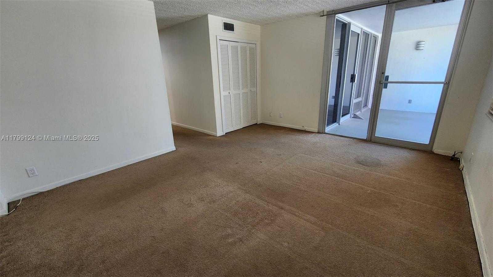 Small Image of 2200 NORTH EAST 33RD AVE #2J, Fort Lauderdale Number 33