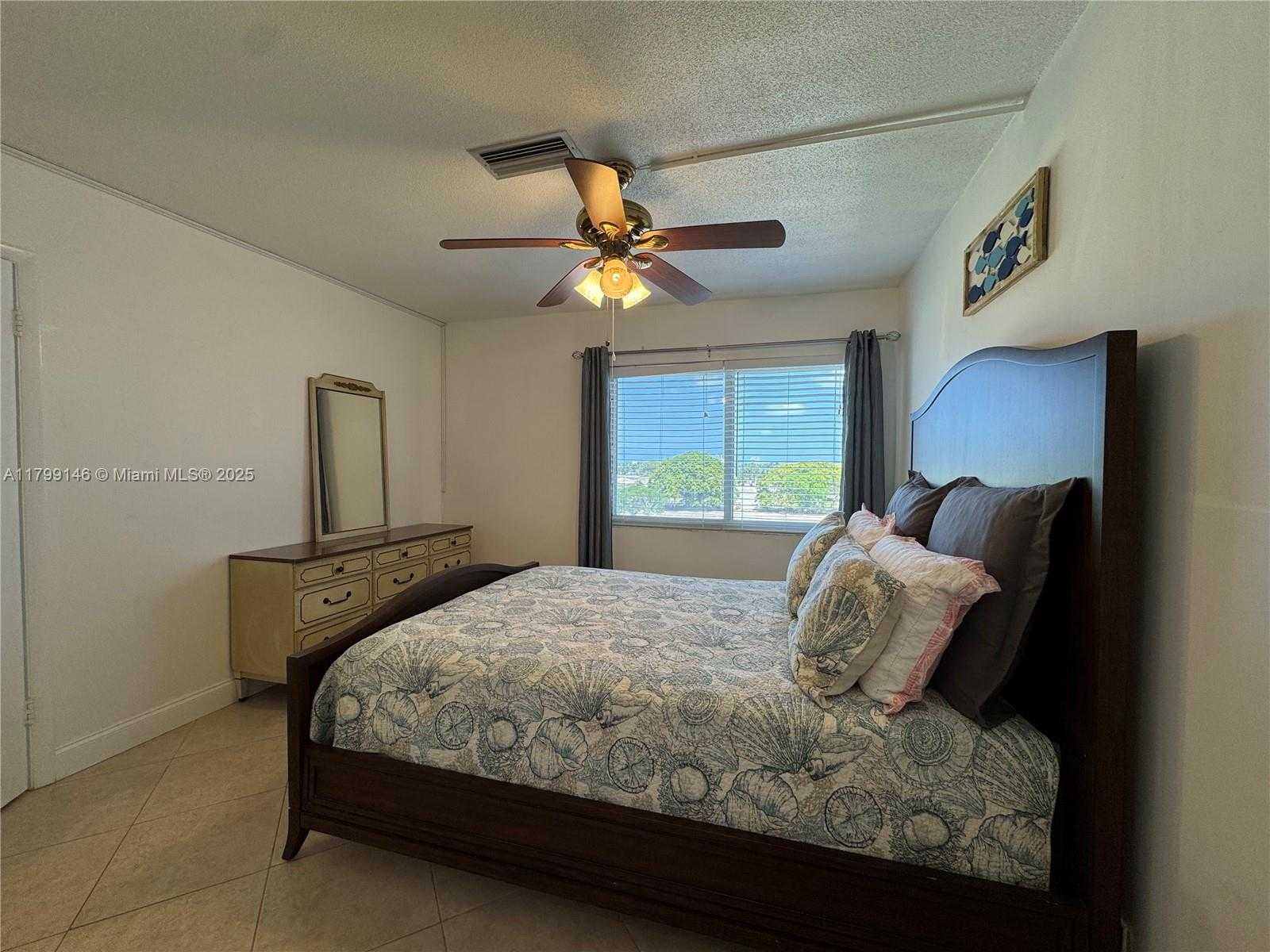 Small Image of 1700 PIERCE ST #702, Hollywood Number 15