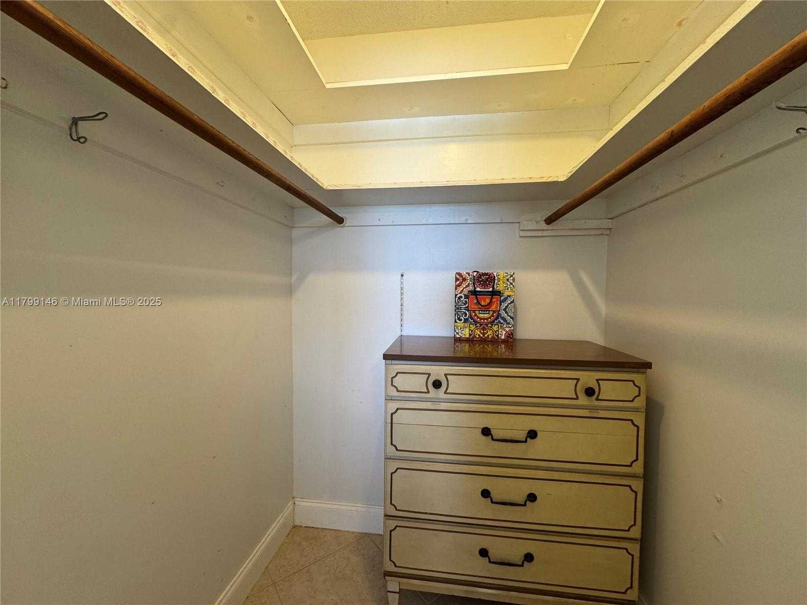 Small Image of 1700 PIERCE ST #702, Hollywood Number 20