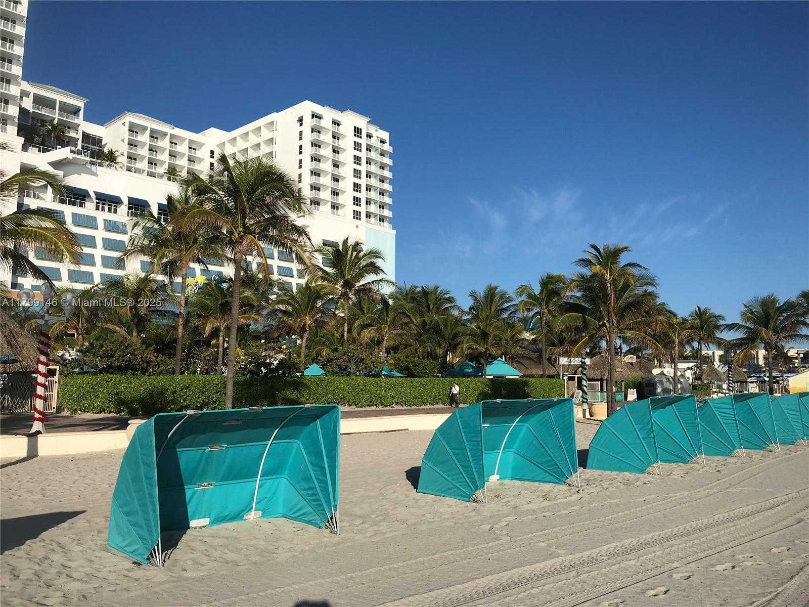 Small Image of 1700 PIERCE ST #702, Hollywood Number 51
