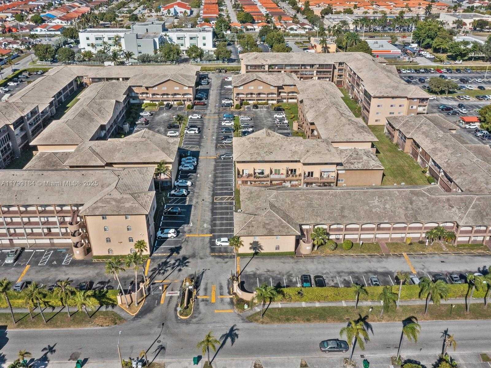 Small Image of 8851 NORTH WEST 119TH ST #3314-3, Hialeah Gardens Number 22