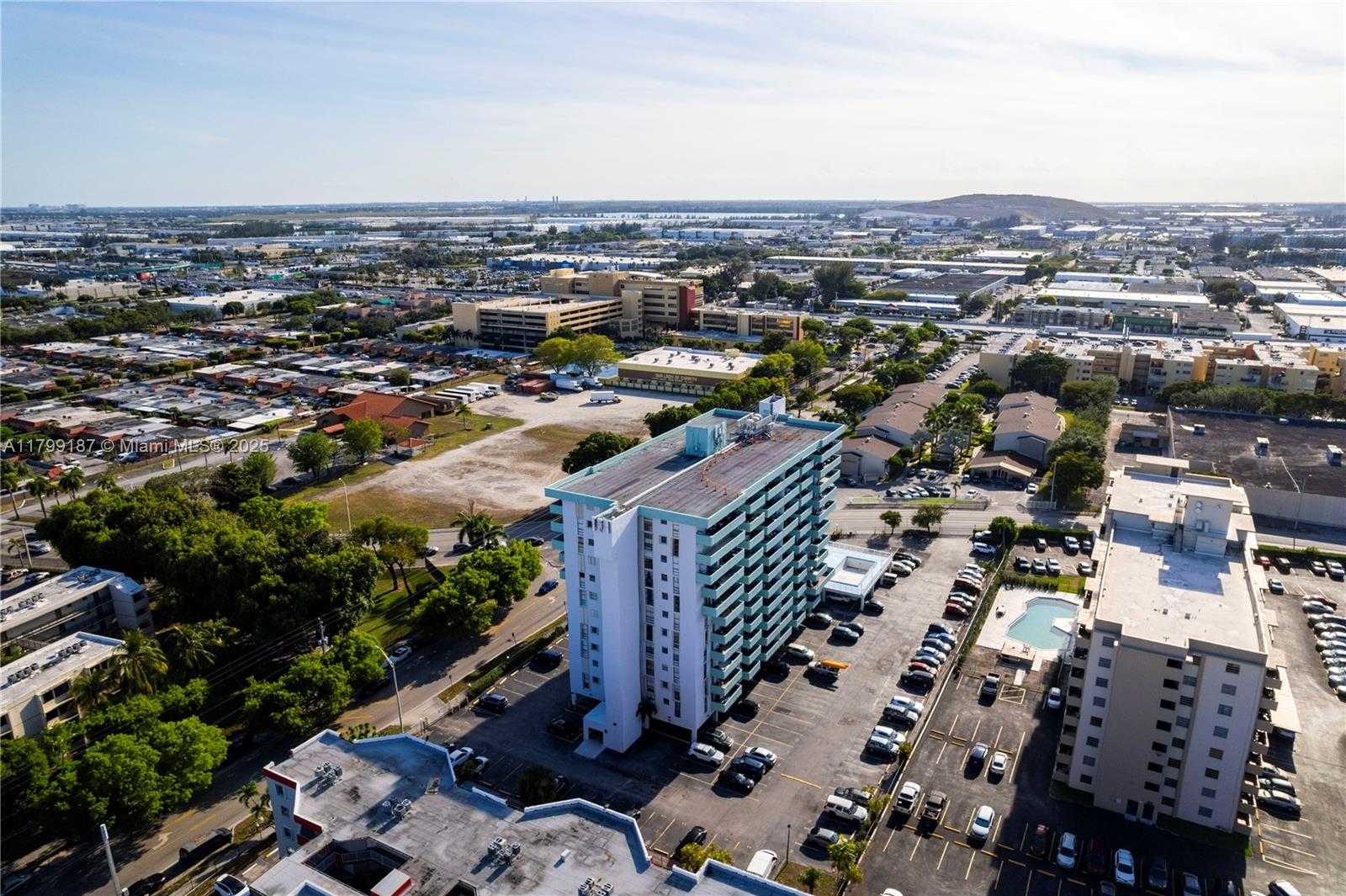 Small Image of 1825 WEST 44TH PL #1205, Hialeah Number 29