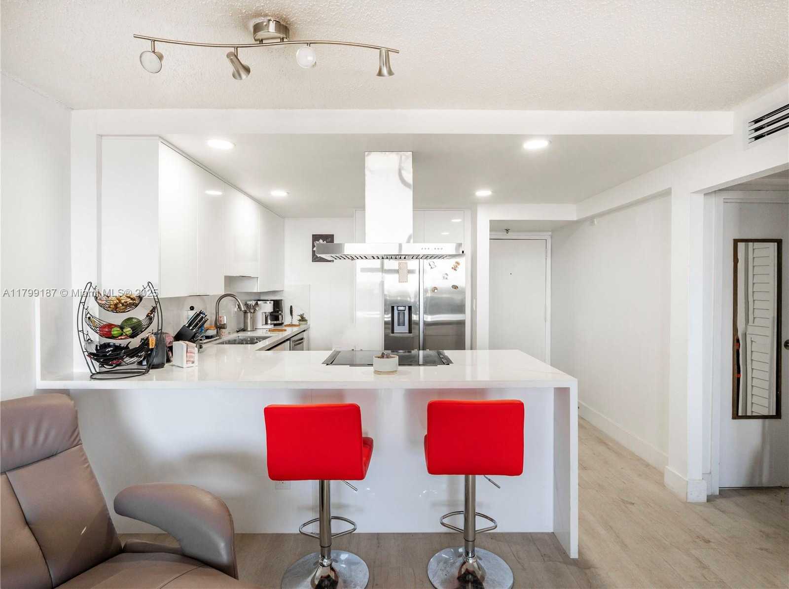 Small Image of 1825 WEST 44TH PL #1205, Hialeah Number 3