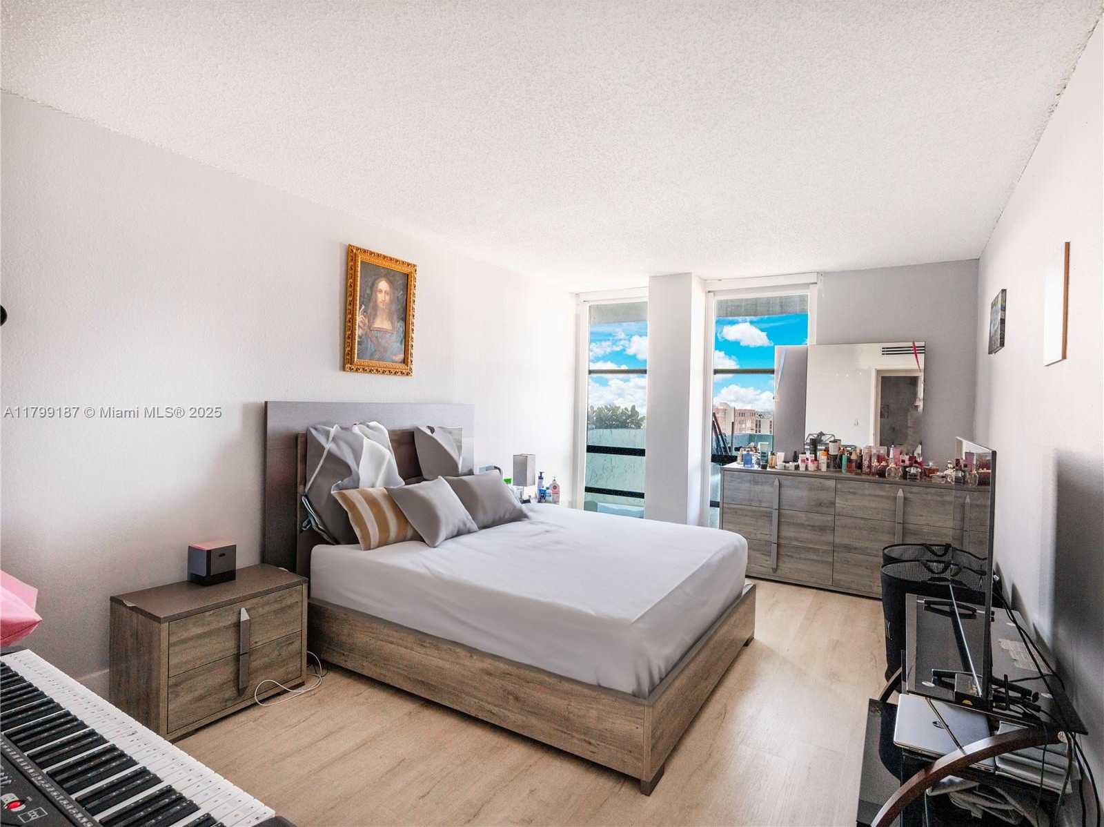 Small Image of 1825 WEST 44TH PL #1205, Hialeah Number 8