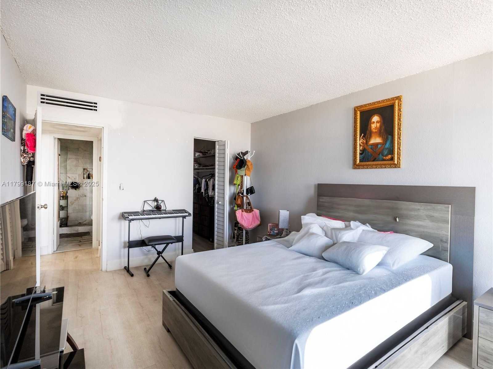 Small Image of 1825 WEST 44TH PL #1205, Hialeah Number 9