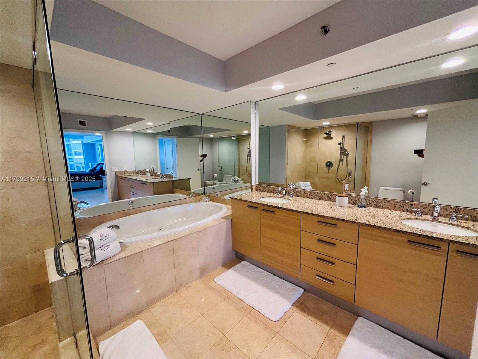 Small Image of 1830 SOUTH OCEAN DR #1408, Hallandale Beach Number 22