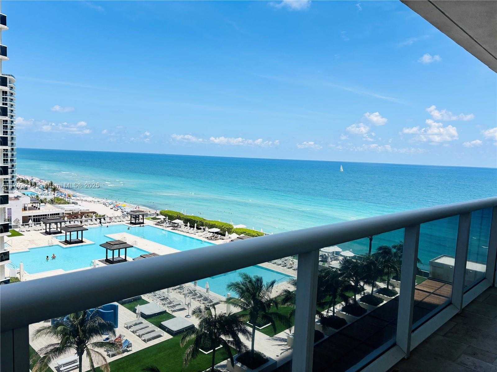 Small Image of 1830 SOUTH OCEAN DR #1408, Hallandale Beach Number 3
