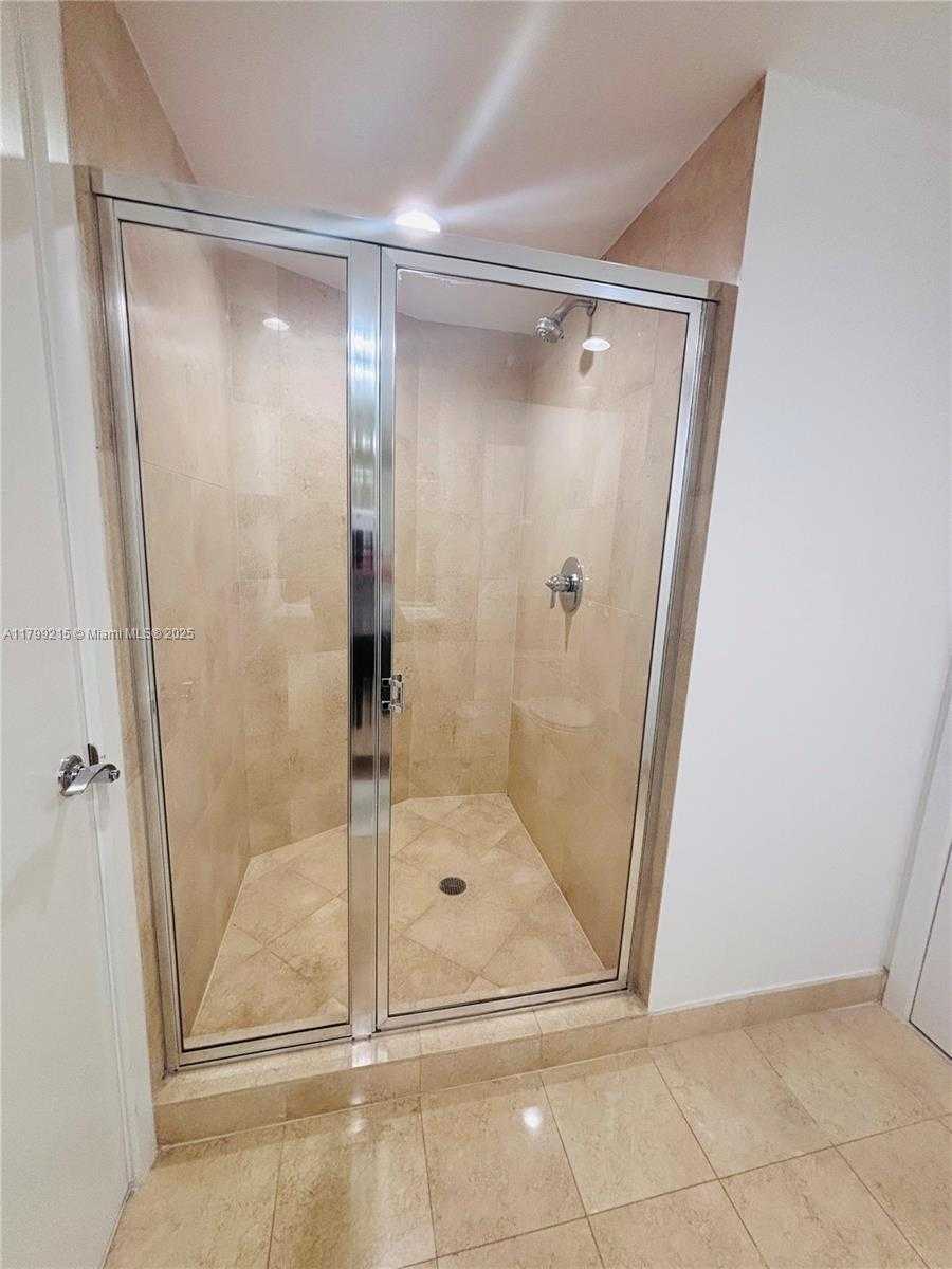 Small Image of 1830 SOUTH OCEAN DR #1408, Hallandale Beach Number 30