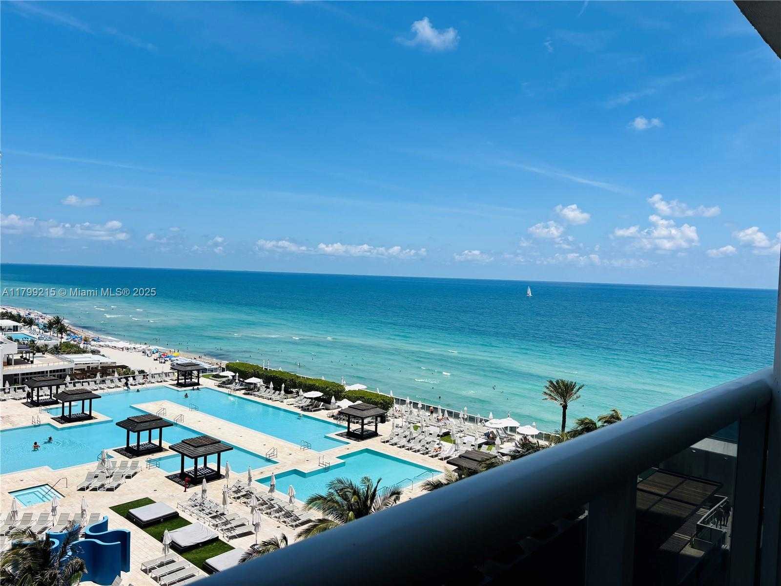 Small Image of 1830 SOUTH OCEAN DR #1408, Hallandale Beach Number 4