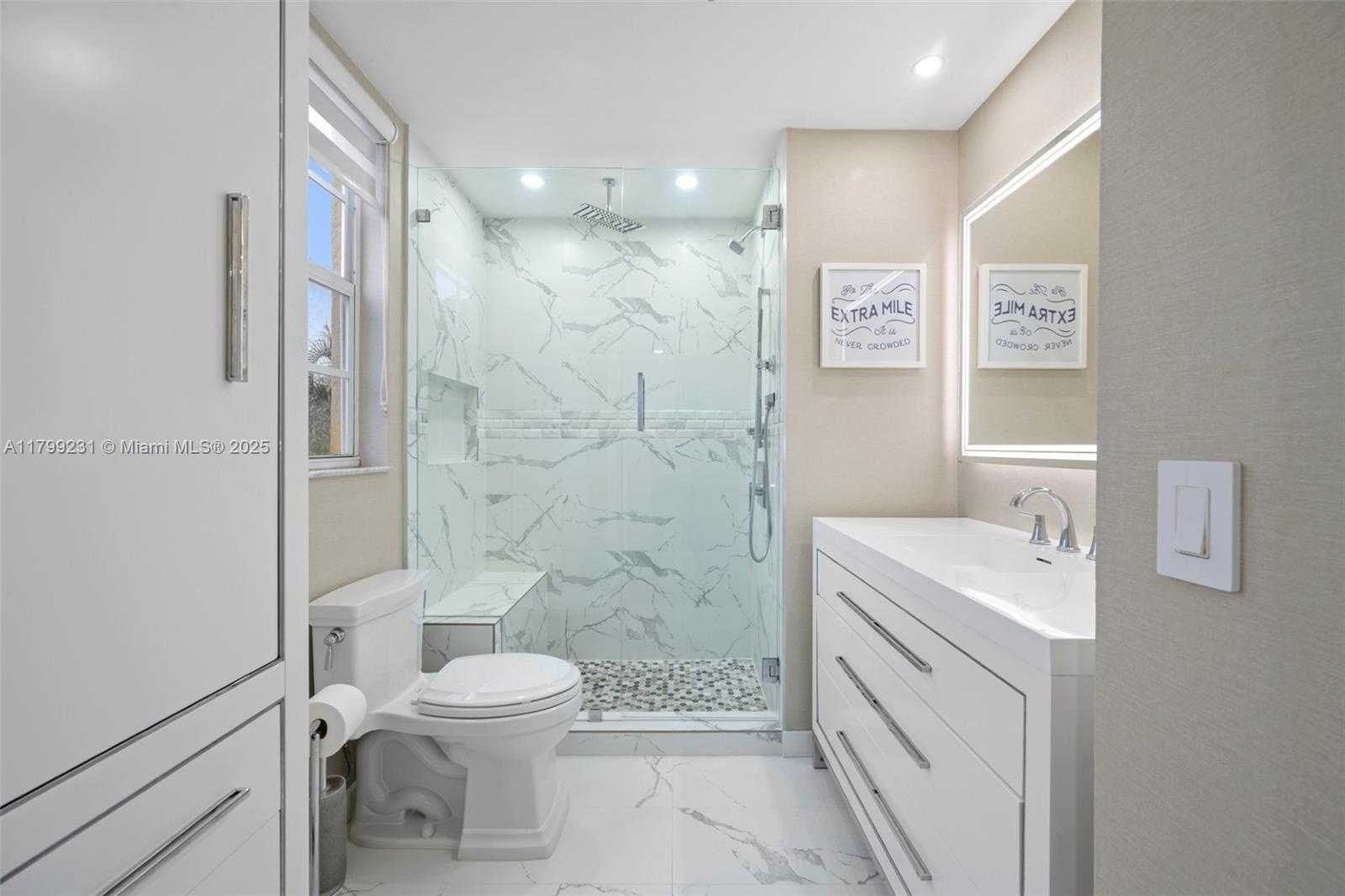 Small Image of 1400 SALZEDO ST #208, Coral Gables Number 19
