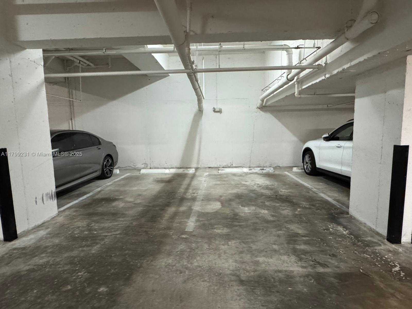 Small Image of 1400 SALZEDO ST #208, Coral Gables Number 24
