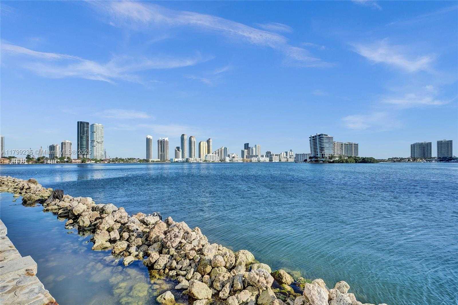 Small Image of 3400 NORTH EAST 192ND ST #PH11, Aventura Number 31